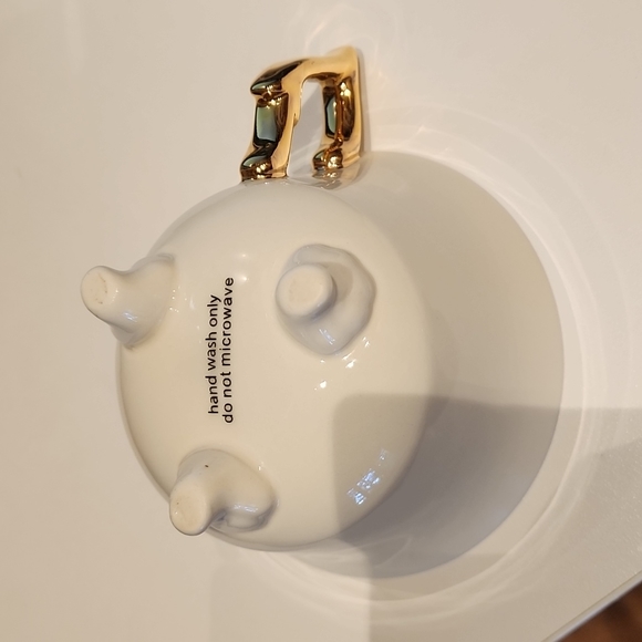 A "Cup" of Liquid Optimism - Picture 2 of 4